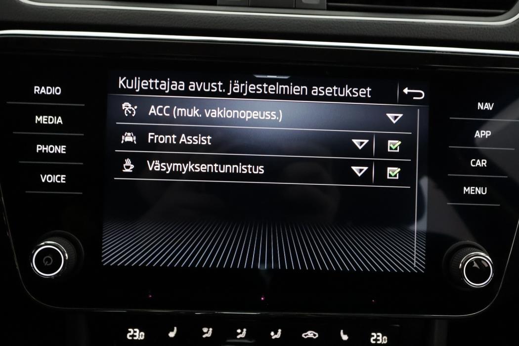 SKODA Superb 2024