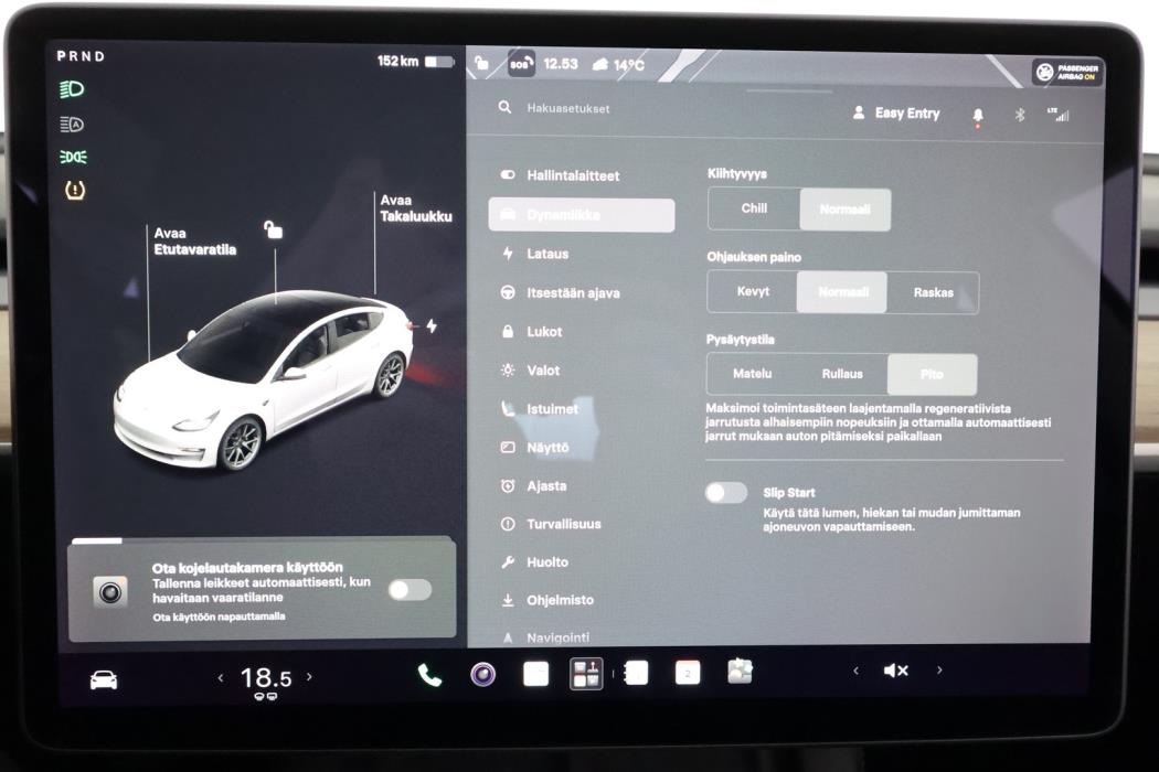 TESLA Model 3 2021