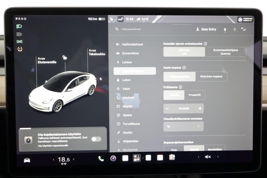 TESLA Model 3 2021
