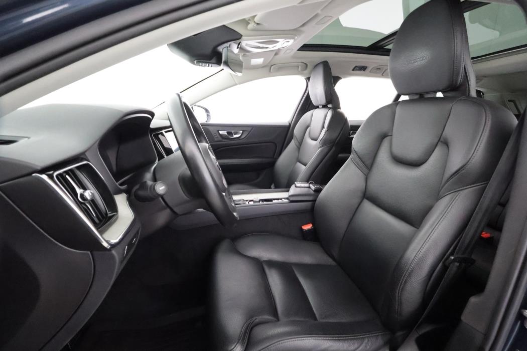VOLVO V60 2019