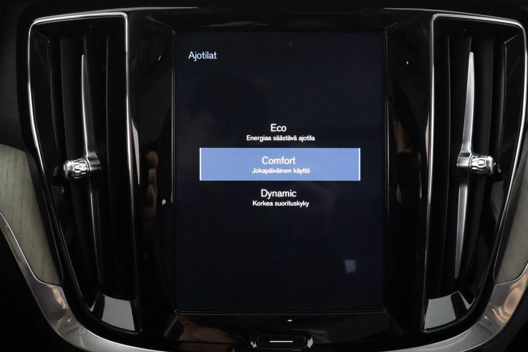 VOLVO V60 2019