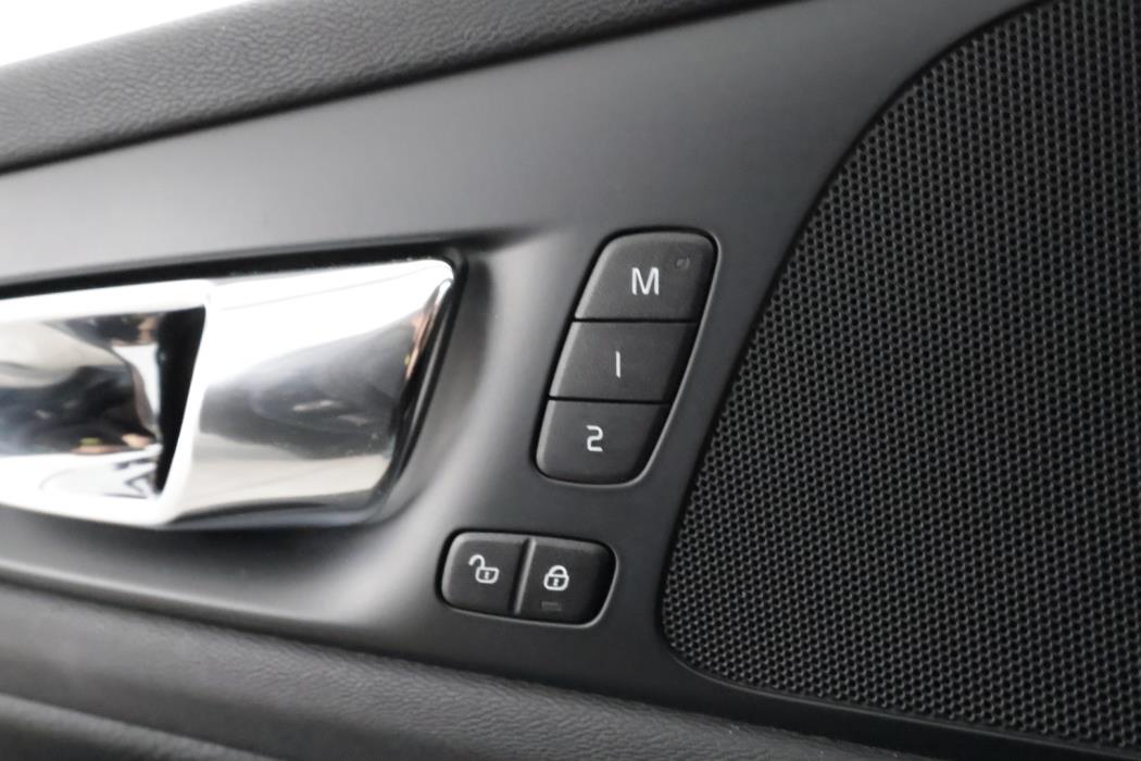 VOLVO V60 2019