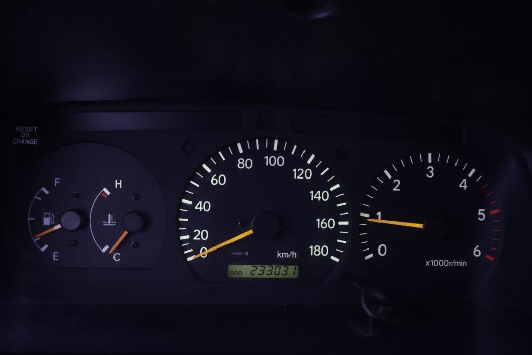 TOYOTA Hiace 2006