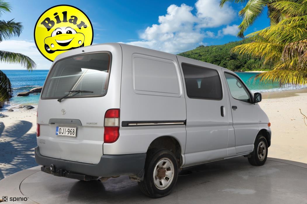 TOYOTA Hiace 2006