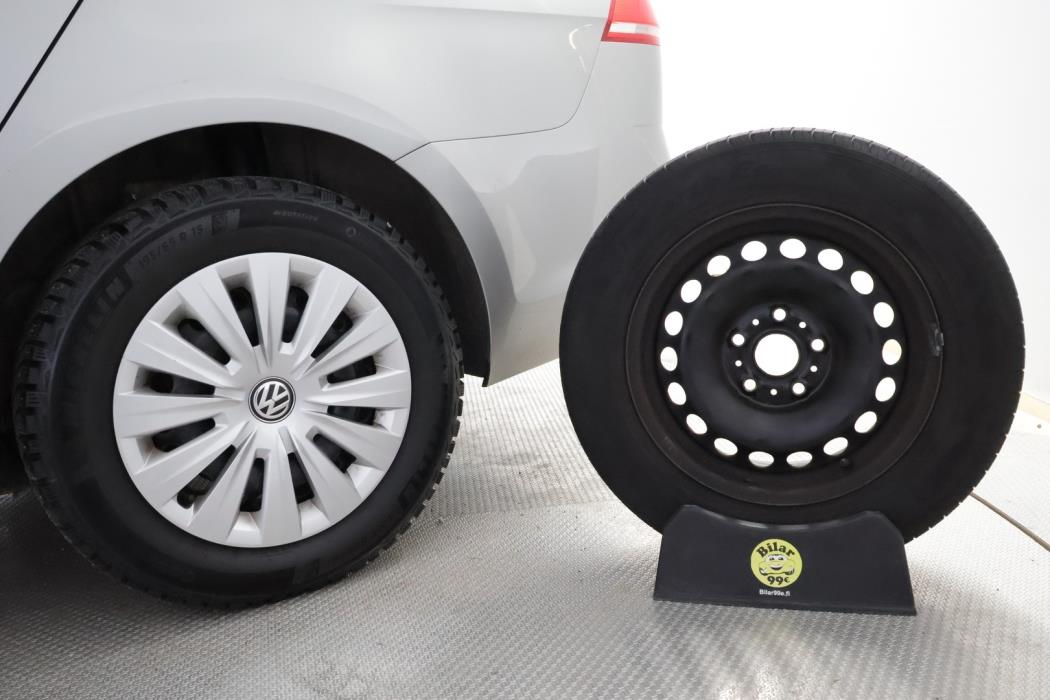 VOLKSWAGEN Golf 2014