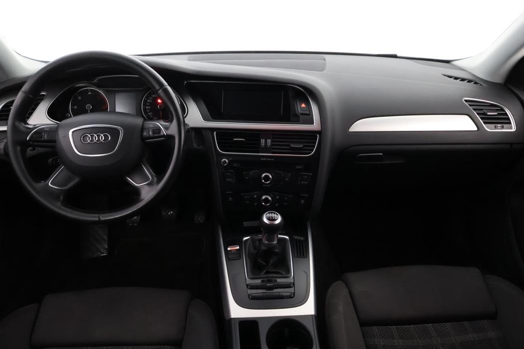 AUDI A4 2012