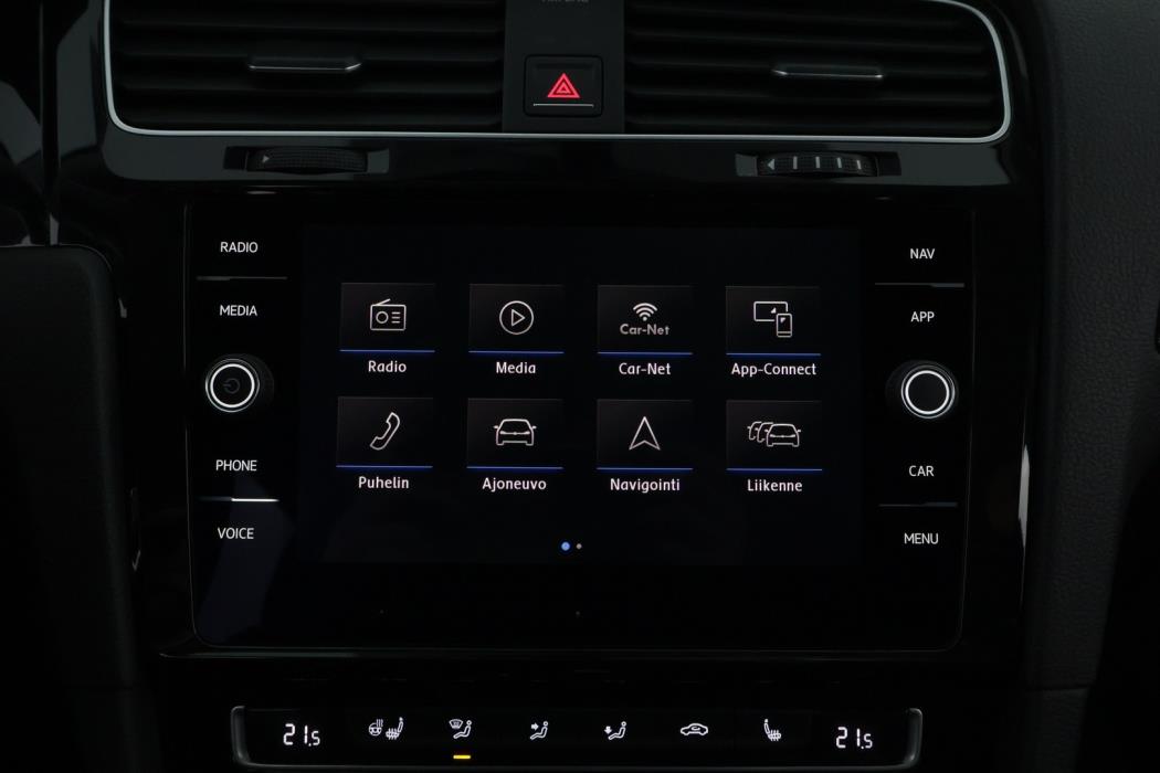 VOLKSWAGEN Golf 2018