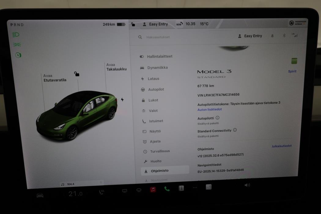 TESLA Model 3 2021