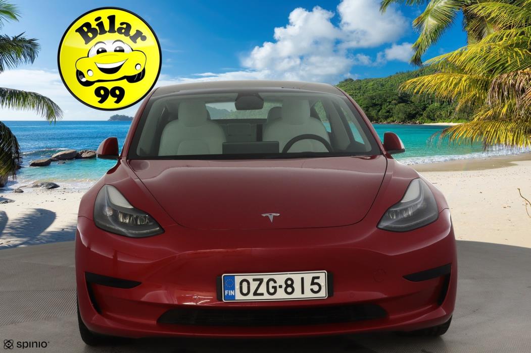 TESLA Model 3 2021