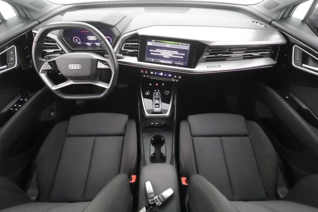 AUDI Q4 e-tron 2022