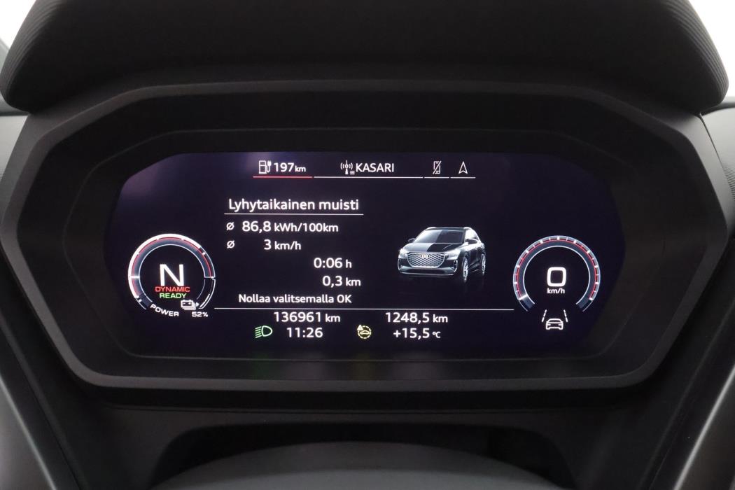 AUDI Q4 e-tron 2022