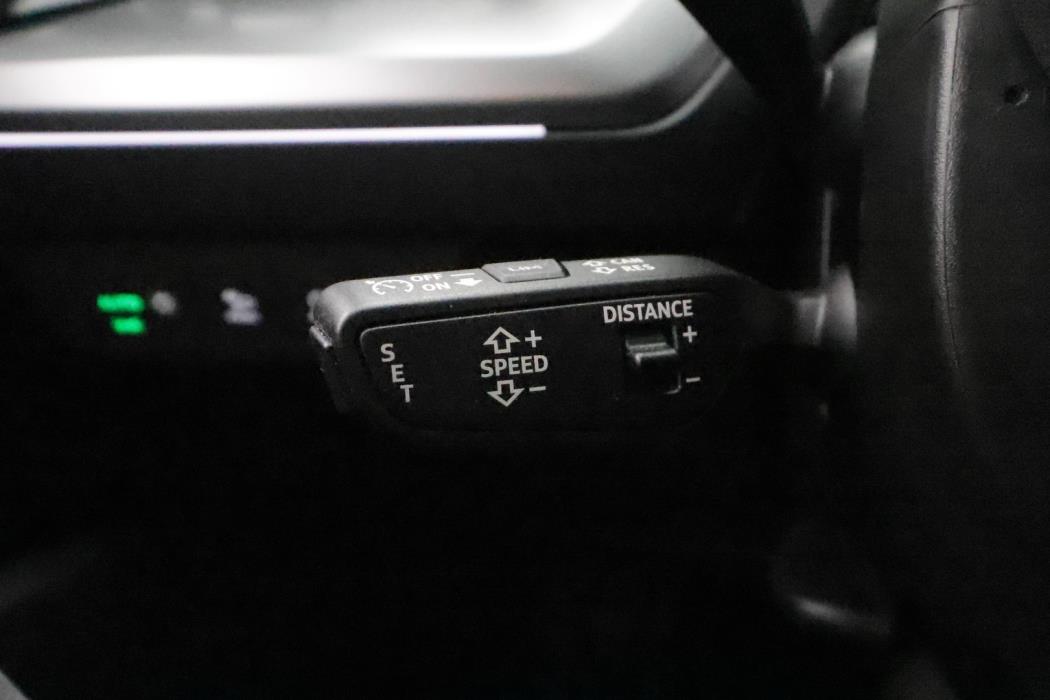 AUDI Q4 e-tron 2022