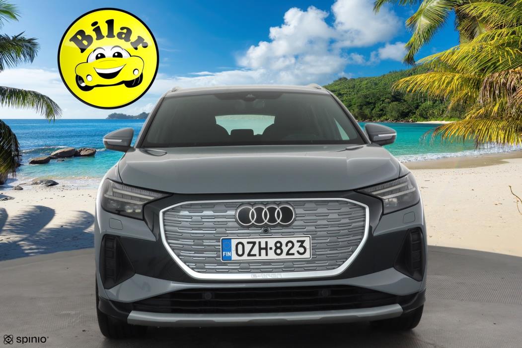 AUDI Q4 e-tron 2022