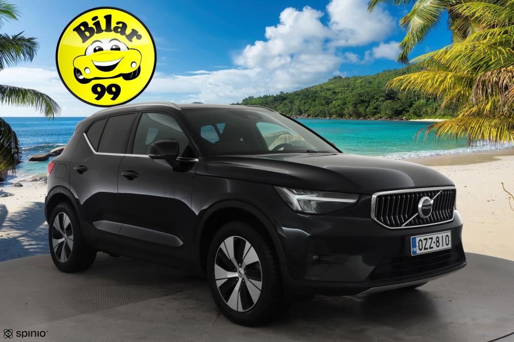 VOLVO XC40 2024