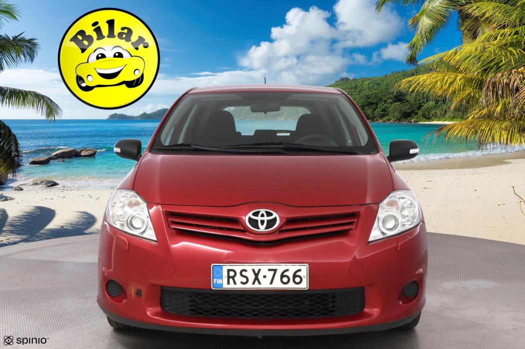 TOYOTA Auris 2010