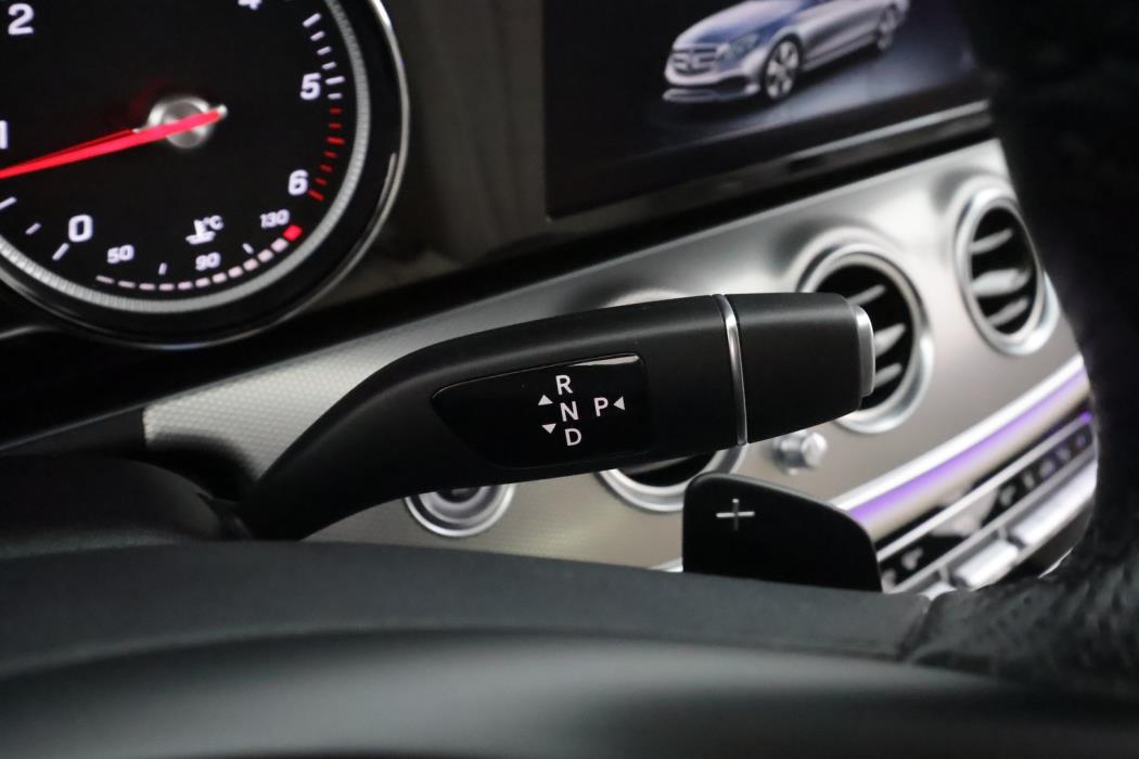 MERCEDES-BENZ E 2018