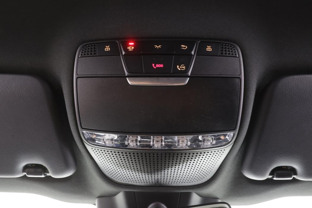 MERCEDES-BENZ C 2019