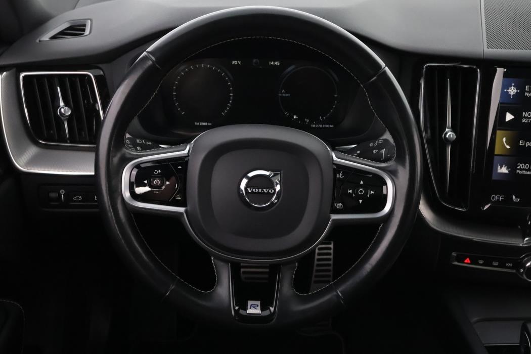 VOLVO XC60 2020