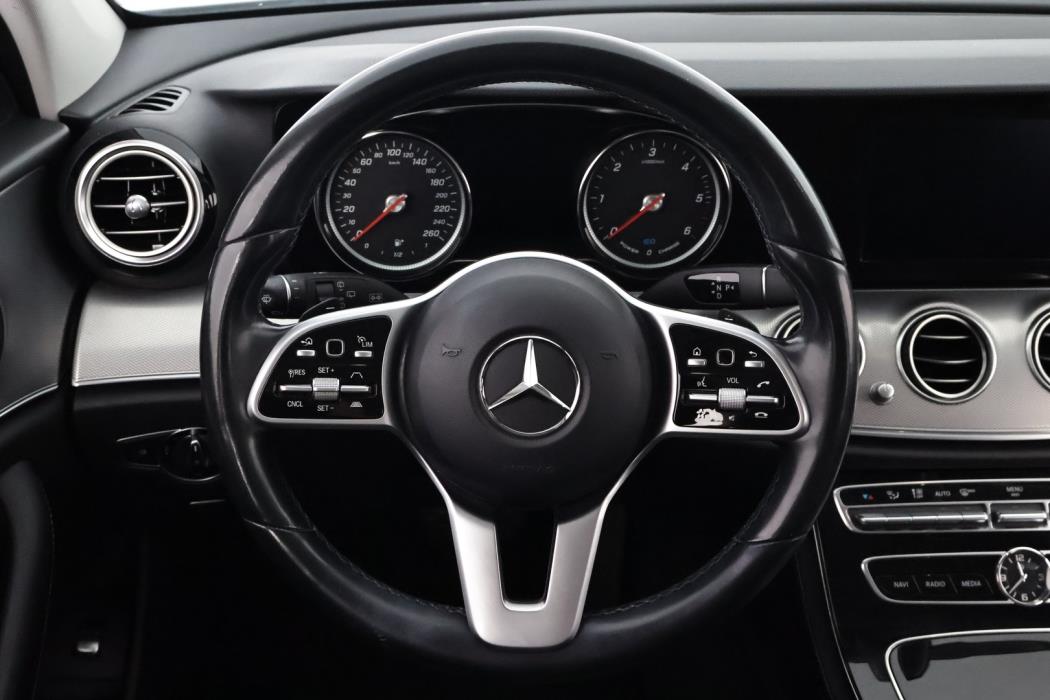 MERCEDES-BENZ E 2020
