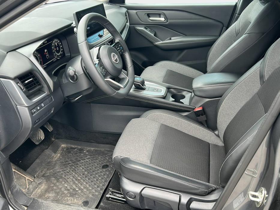 NISSAN Qashqai 2025