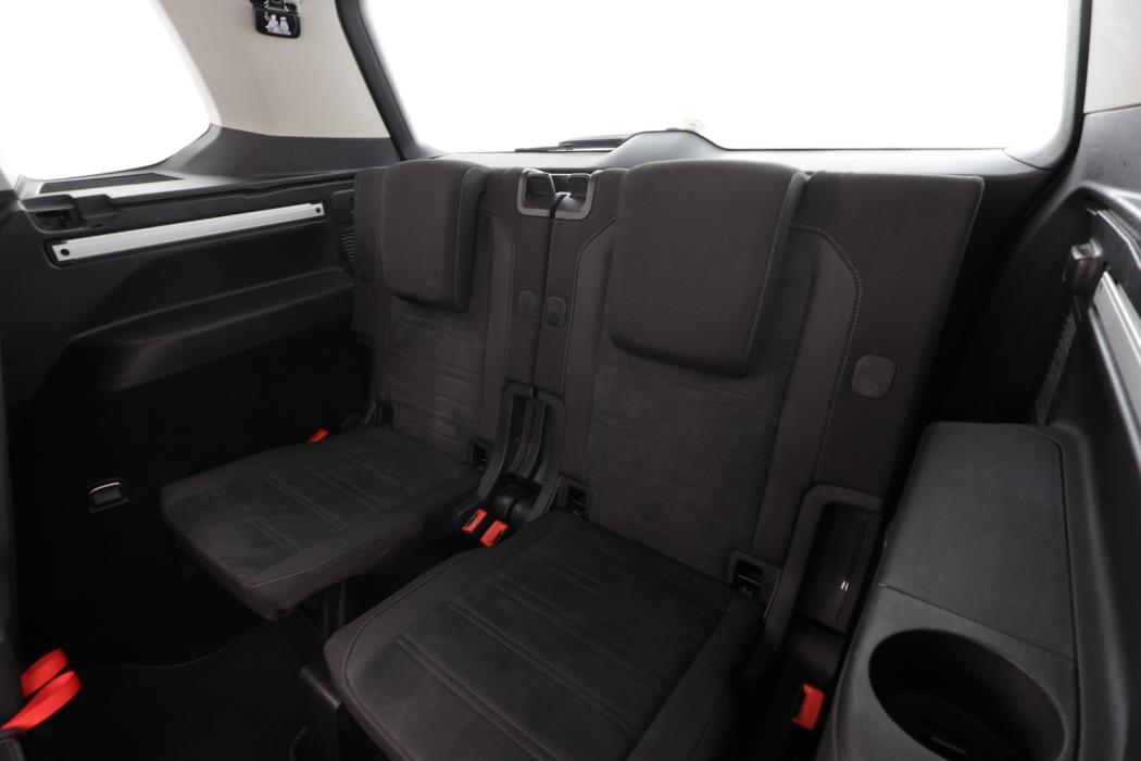 VOLKSWAGEN Touran 2017