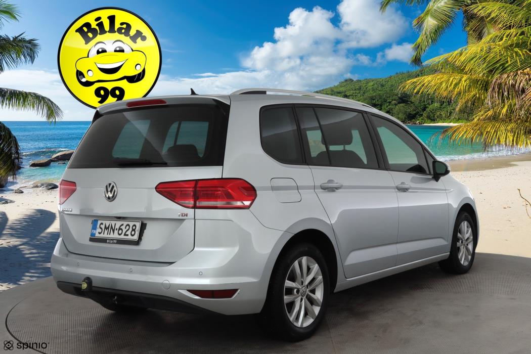 VOLKSWAGEN Touran 2017