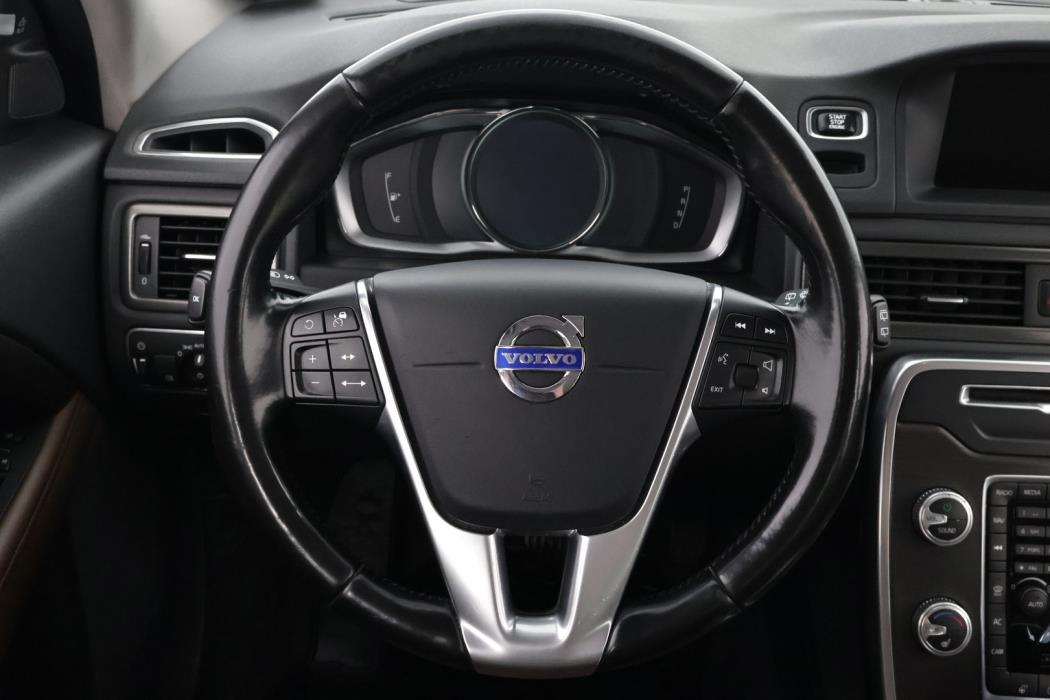 VOLVO XC70 2016