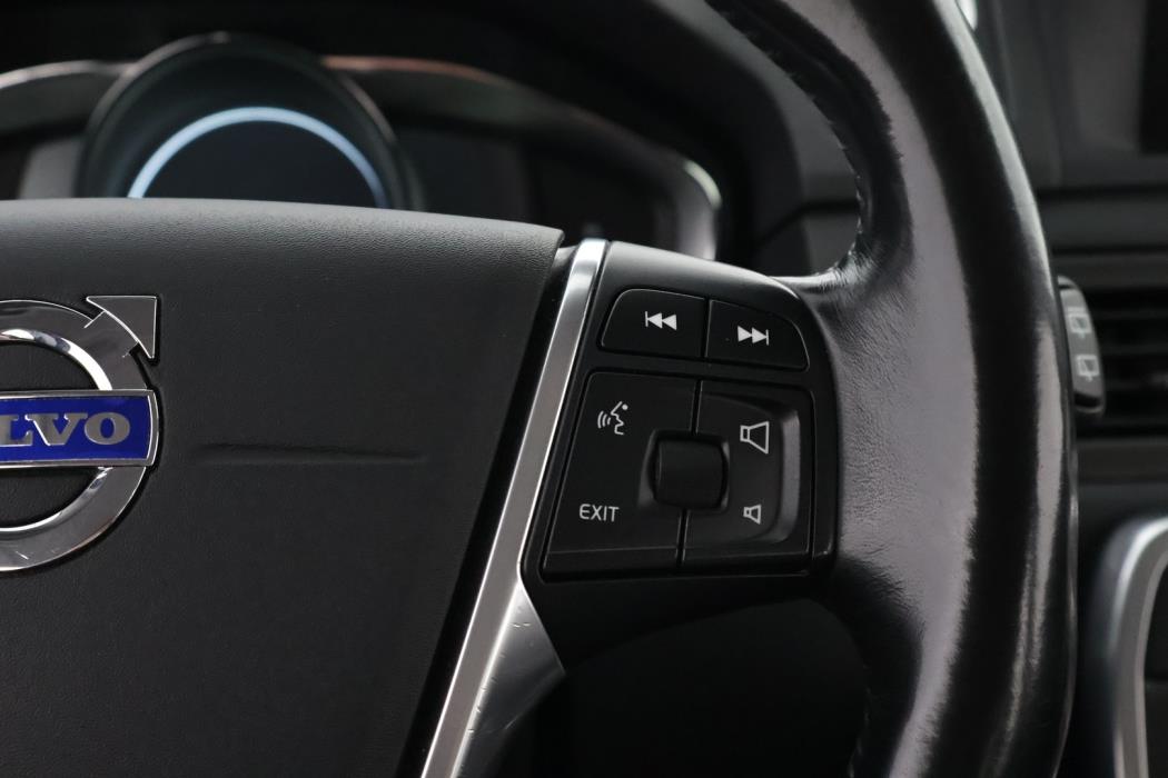 VOLVO XC70 2016