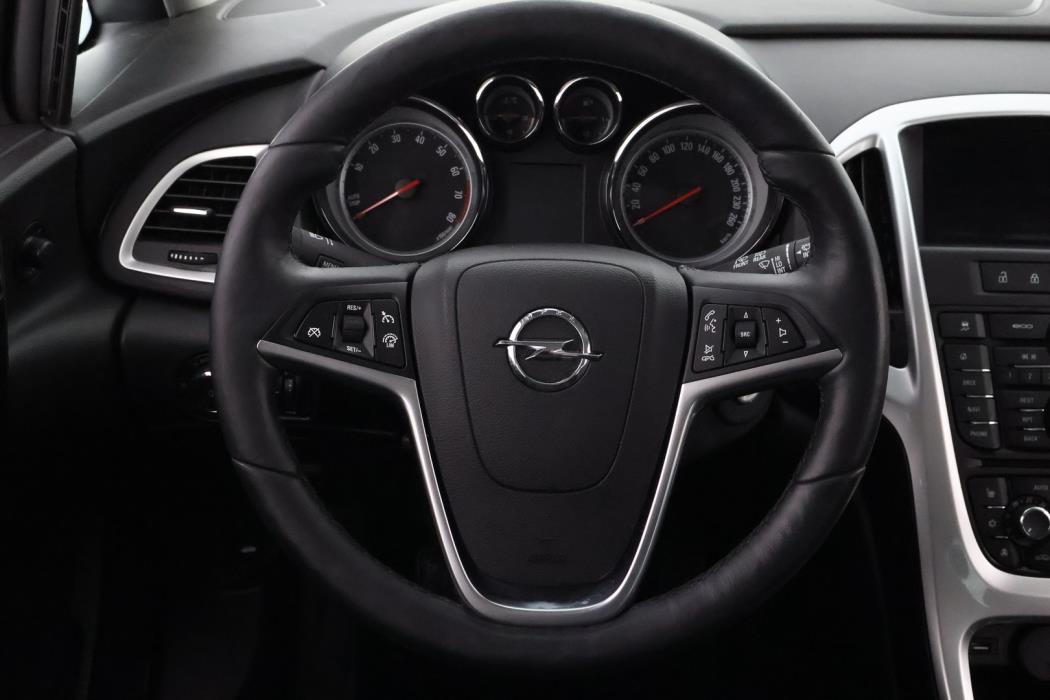 OPEL Astra 2015