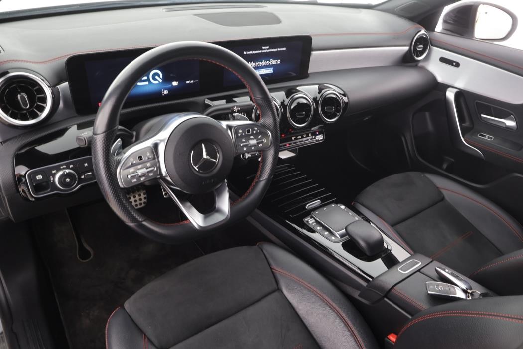 MERCEDES-BENZ CLA 2021