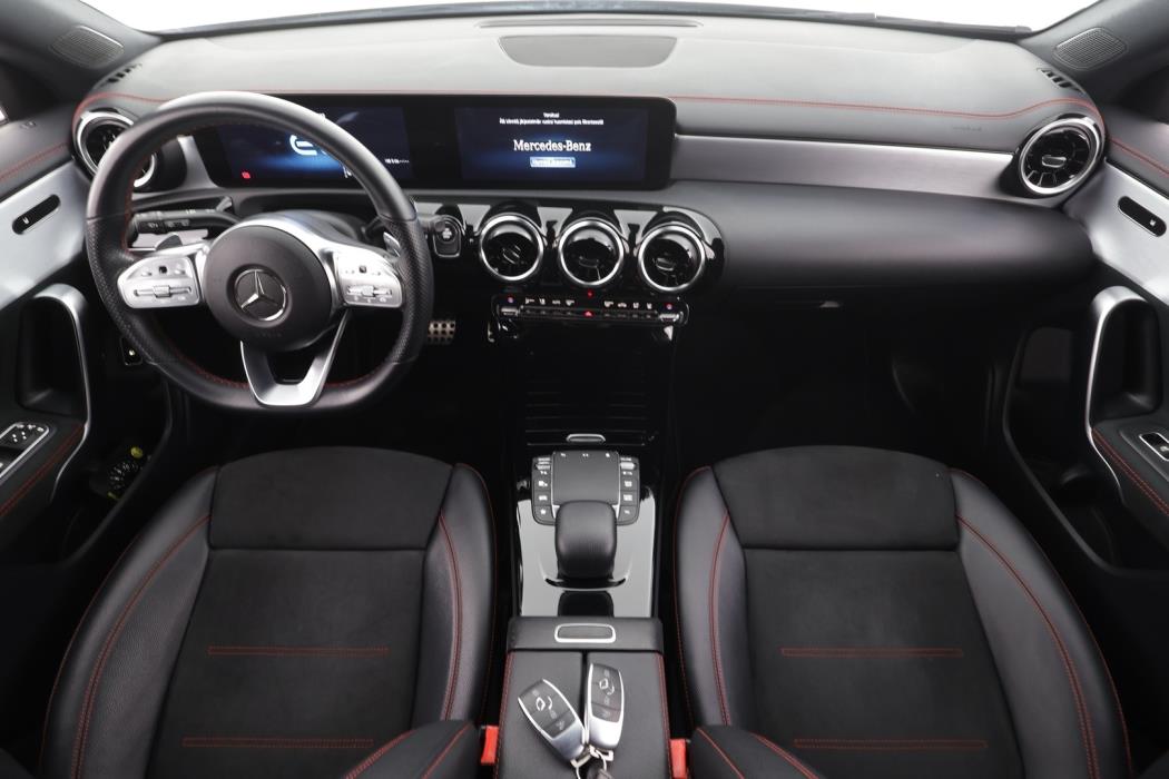 MERCEDES-BENZ CLA 2021