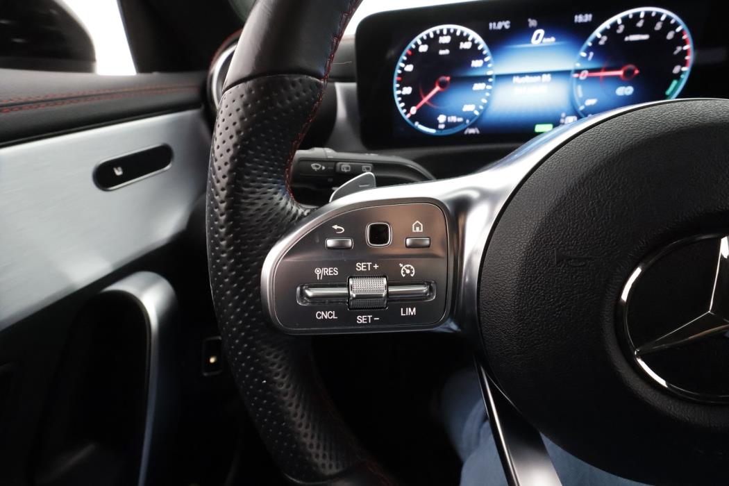 MERCEDES-BENZ CLA 2021