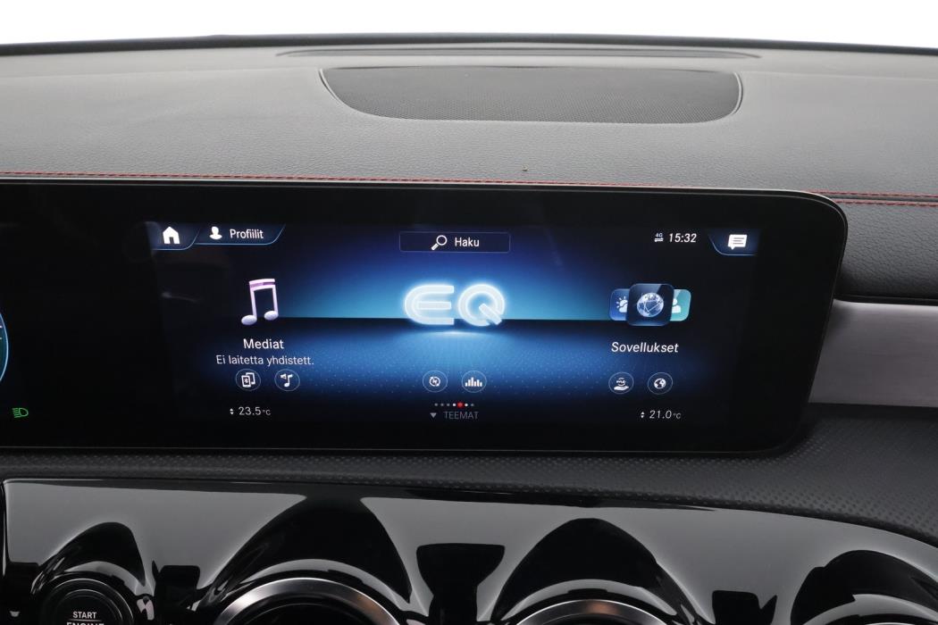 MERCEDES-BENZ CLA 2021