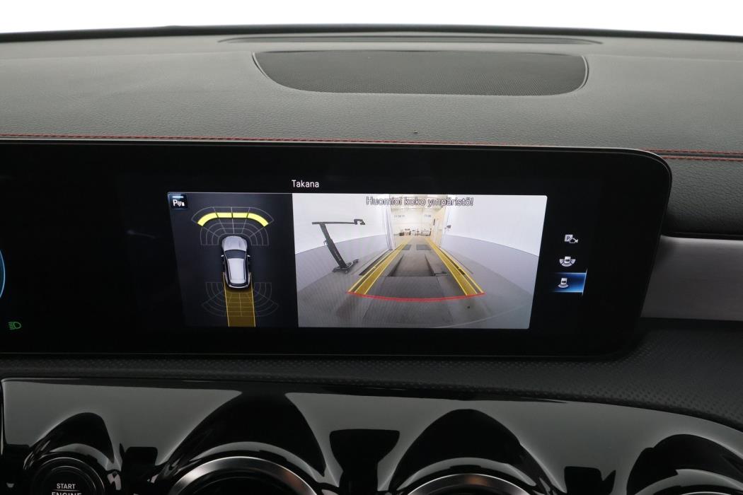 MERCEDES-BENZ CLA 2021