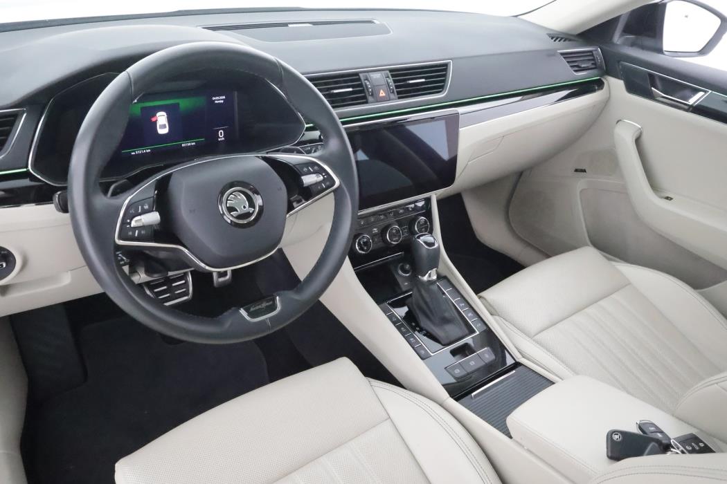 SKODA Superb 2023