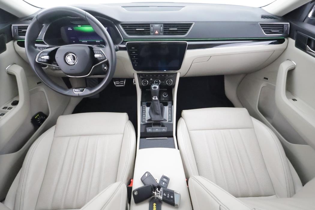 SKODA Superb 2023
