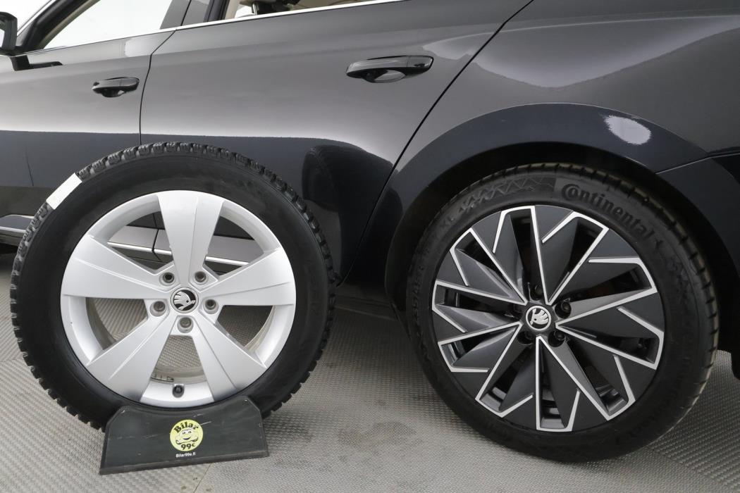 SKODA Superb 2023