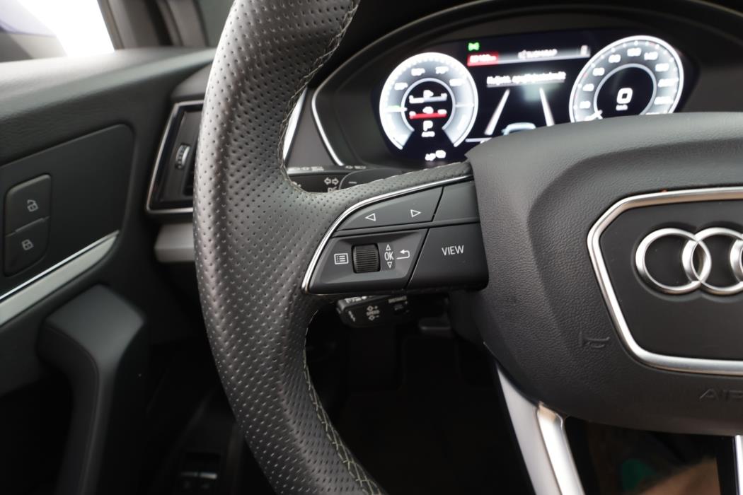 AUDI Q5 2023