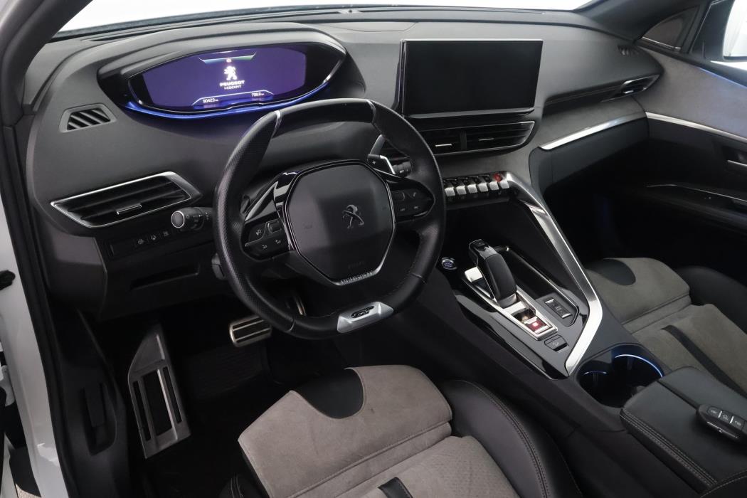 PEUGEOT 3008 2021