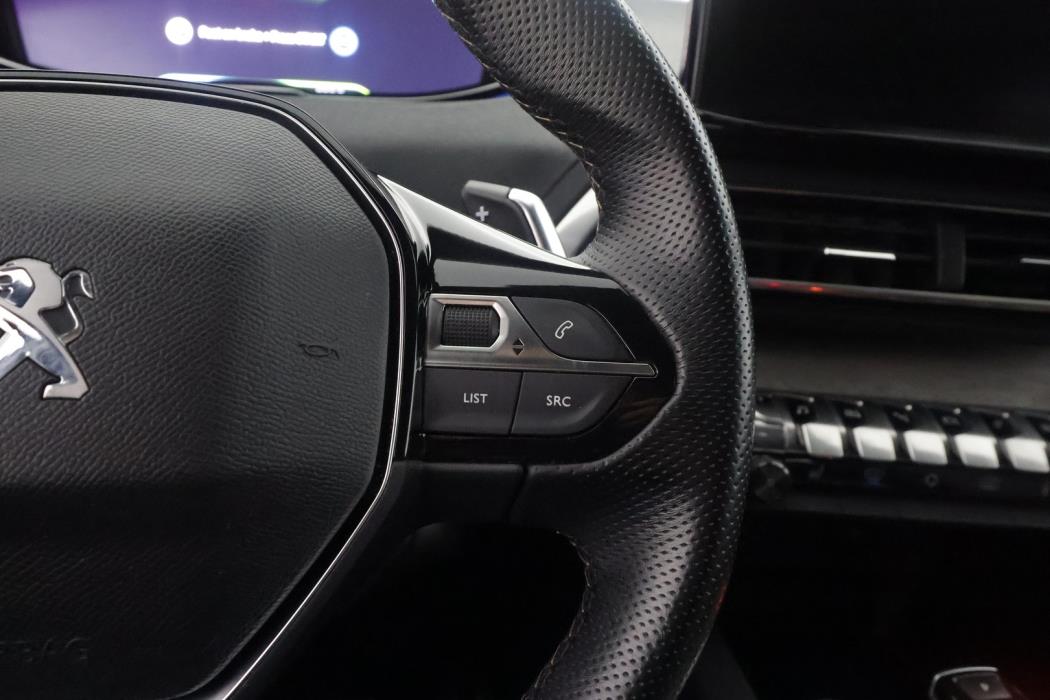 PEUGEOT 3008 2021