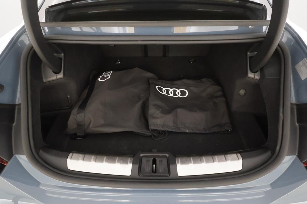 AUDI E-TRON GT 2024