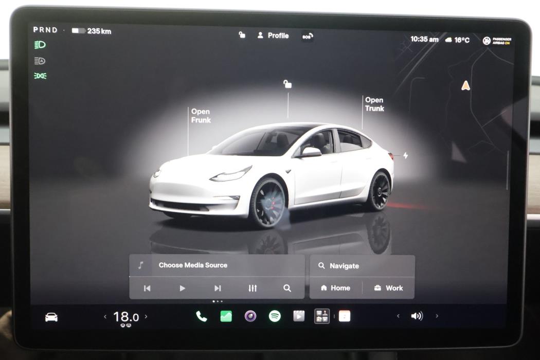 TESLA MODEL 3 2023