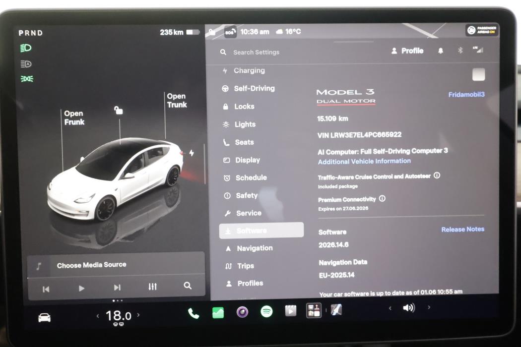 TESLA MODEL 3 2023