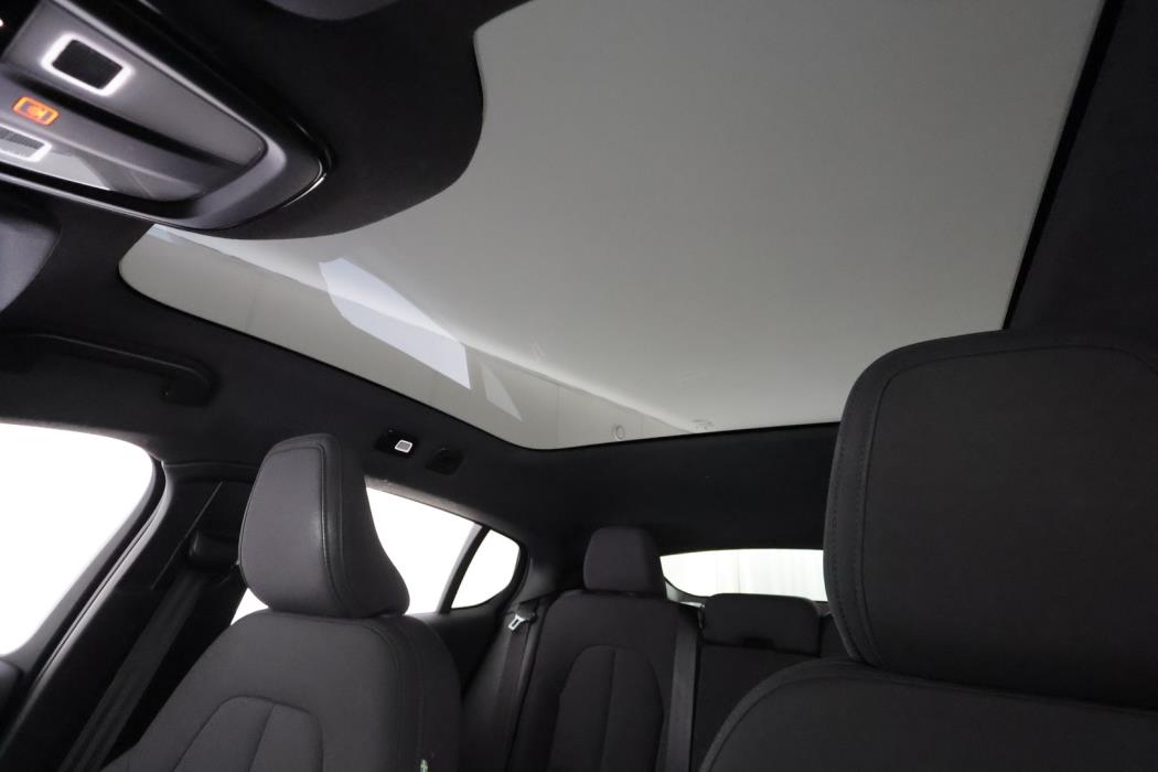 VOLVO C40 2023