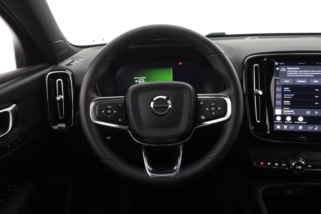 VOLVO C40 2023