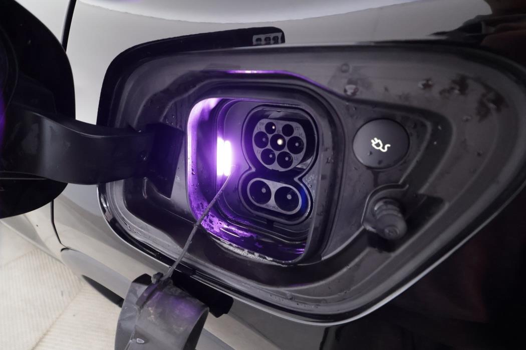 VOLVO C40 2023