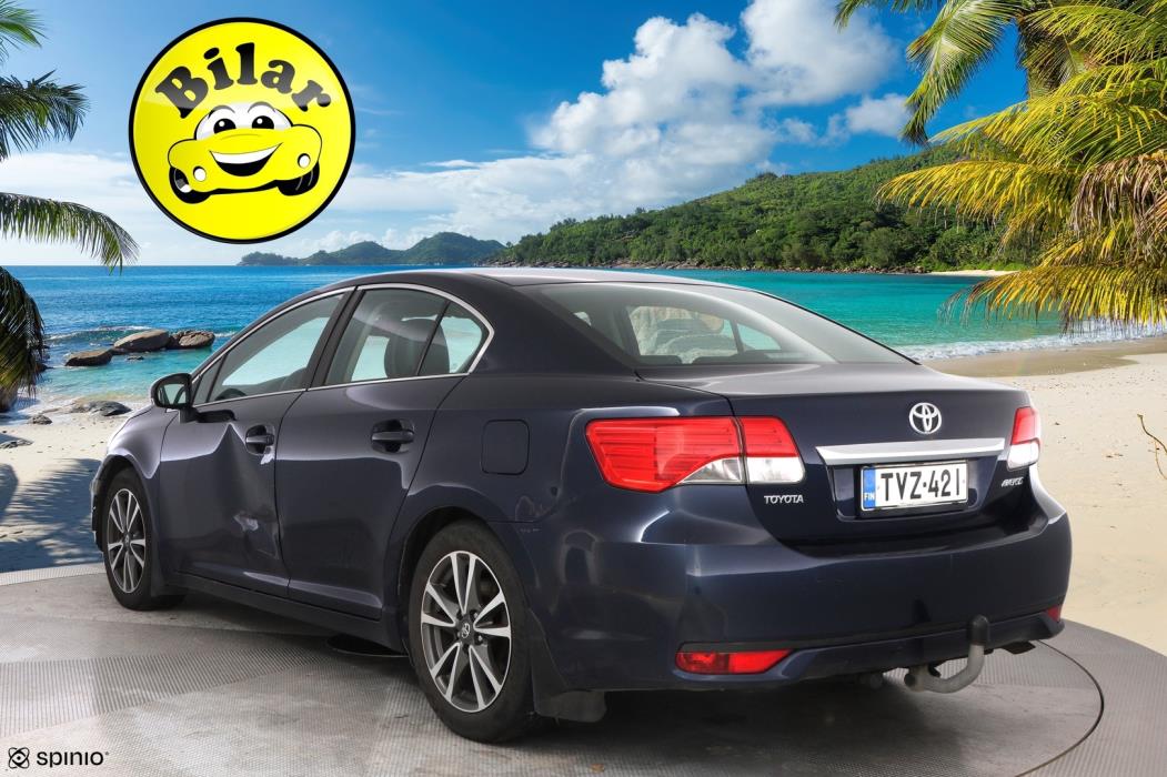 TOYOTA Avensis 2012