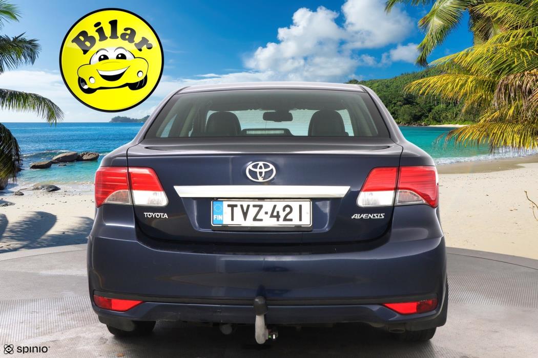 TOYOTA Avensis 2012