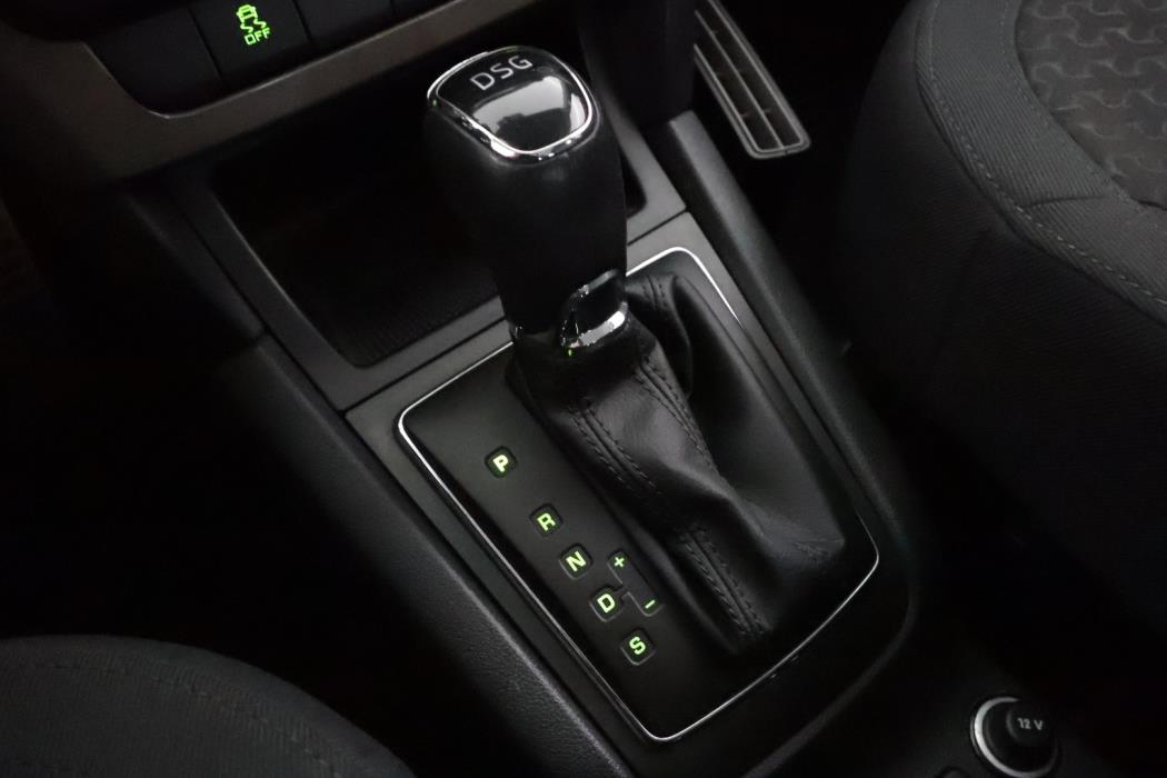 SKODA Yeti 2015