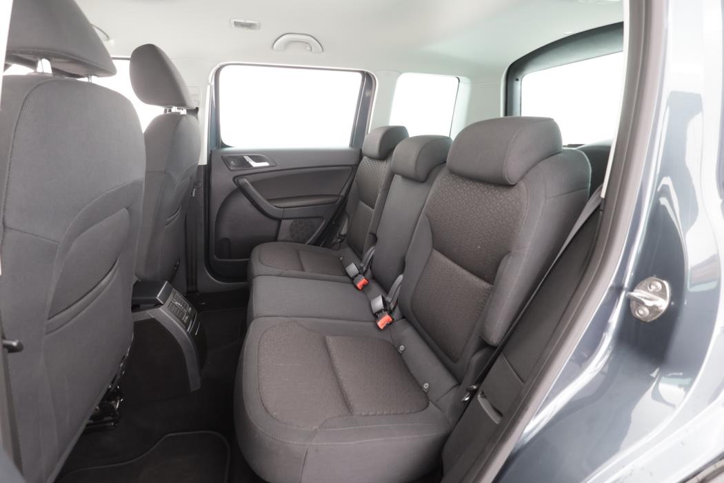 SKODA Yeti 2015